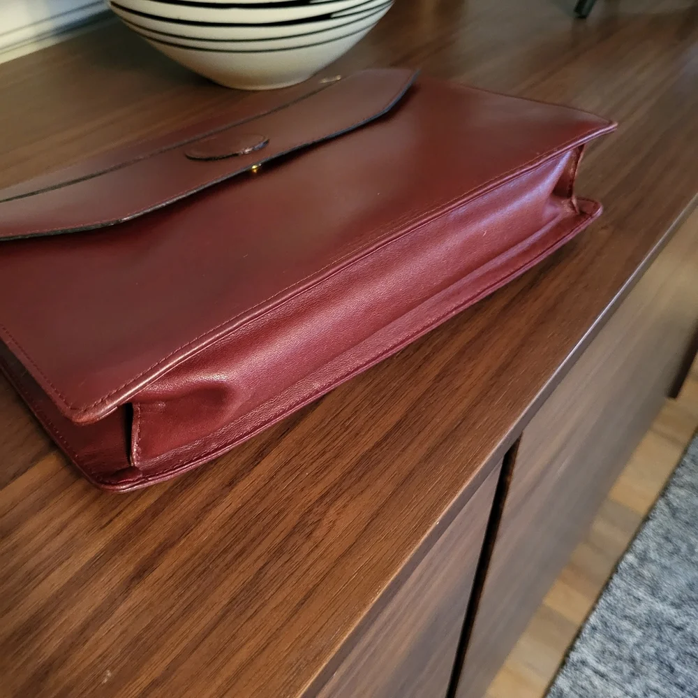 Cartier Authentic Leather Clutch Bag - Picture 6 of 9